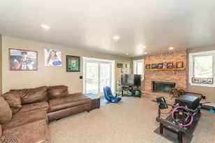 33 Lawrence Rd, Randolph Township, NJ 07869 - Photo 18