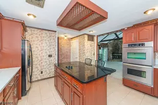 951 N Beverwyck Rd, Parsippany, NJ 07005 - Photo 22