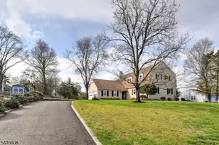 539 Lyme Rock Rd, Bridgewater, NJ 08807 - Photo 2
