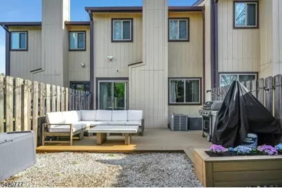 132 Chelsea Way, Bridgewater, NJ 08807 - Photo 4