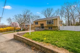 32 Seminole Ave, Rockaway Township, NJ 07866 - Photo 4