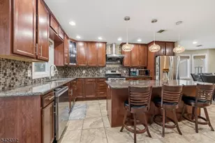 32 Seminole Ave, Rockaway Township, NJ 07866 - Photo 8