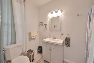 389 Grant St, Phillipsburg, NJ 08865 - Photo 16