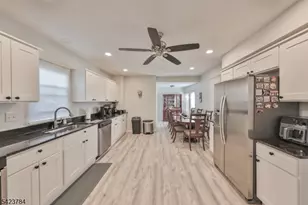 389 Grant St, Phillipsburg, NJ 08865 - Photo 12