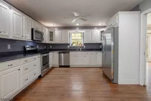 28 Weldon Rd, Jefferson Township, NJ 07849 - Photo 18