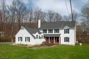 28 Weldon Rd, Jefferson Township, NJ 07849 - Photo 2