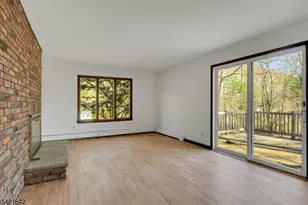 24 Deerhaven Ln, Jefferson Township, NJ 07435 - Photo 14