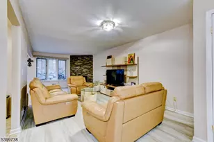6 Hansen Pl, Wayne Twp., NJ 07470 - Photo 6
