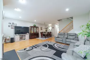 32 Windsor Dr, Lincoln Park, NJ 07035 - Photo 6