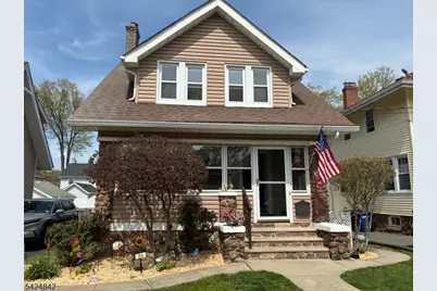 86 Van Houten Pl, Belleville, NJ 07109 - Photo 1