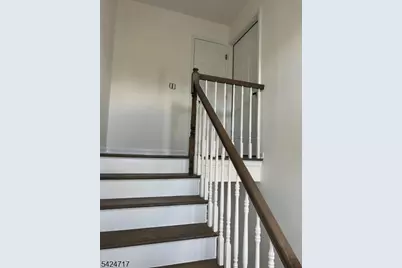 794 W Broad St, Westfield, NJ 07090 - Photo 2