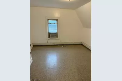 100 Peabody #3, Newark, NJ 07104 - Photo 4