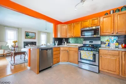13 Witherwood Dr, Hardyston Township, NJ 07419 - Photo 10