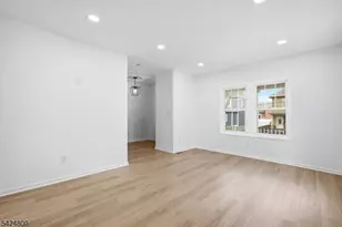 40 Edgewood Rd, Glen Ridge, NJ 07028 - Photo 4