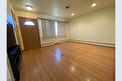 405-407 Redcliffe St, Elizabeth, NJ 07206 - Photo 2