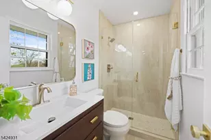 22 Hillcrest Rd, Hillsborough Township, NJ 08844 - Photo 14