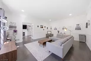 11 Rosewood Ln, Denville, NJ 07834 - Photo 22