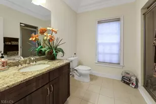 22 Mdw Lk Dr, Mahwah Twp., NJ 07430 - Photo 30