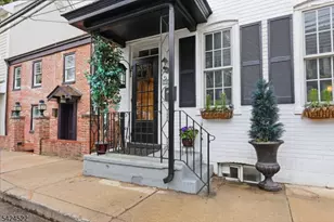 30 Swan St, Lambertville, NJ 08530 - Photo 4