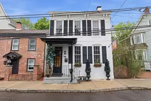 30 Swan St, Lambertville, NJ 08530 - Photo 2
