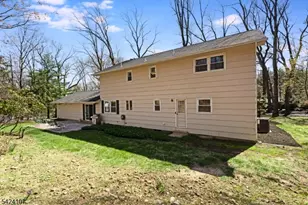 140 Flintlock Rd, Parsippany, NJ 07950 - Photo 28