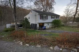 168 Art St, Ringwood, NJ 07456 - Photo 2