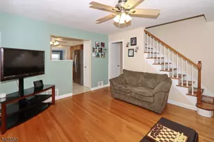 722 Pine St, Roselle Park, NJ 07204 - Photo 6