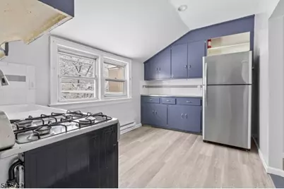 211 N 13th St, Newark, NJ 07107 - Photo 26
