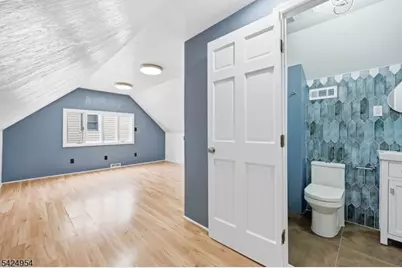 31 Ackerson Pl, Passaic, NJ 07055 - Photo 14