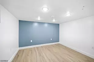 31 Ackerson Pl, Passaic, NJ 07055 - Photo 6
