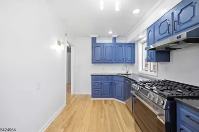 31 Ackerson Pl, Passaic, NJ 07055 - Photo 4