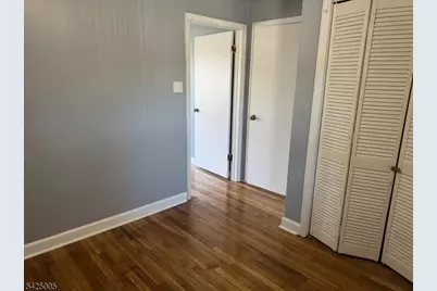 495 Berkeley Ave, Orange, NJ 07050 - Photo 8