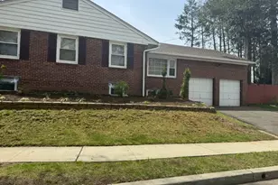 495 Berkeley Ave, Orange, NJ 07050 - Photo 2