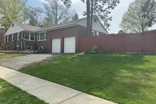 495 Berkeley Ave, Orange, NJ 07050 - Photo 4