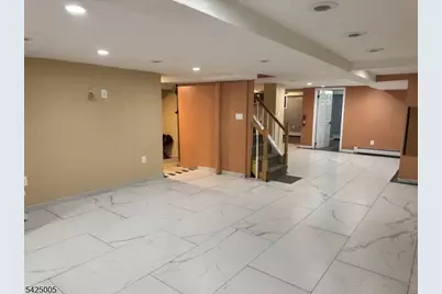 495 Berkeley Ave, Orange, NJ 07050 - Photo 6