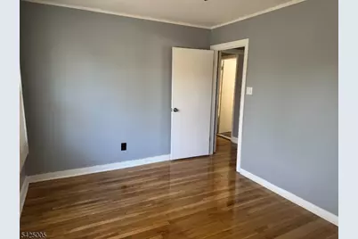 495 Berkeley Ave, Orange, NJ 07050 - Photo 10