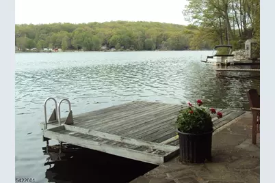 1193 Lakeside Dr E, Vernon, NJ 07422 - Photo 24