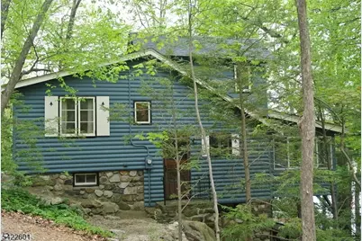 1193 Lakeside Dr E, Vernon, NJ 07422 - Photo 6
