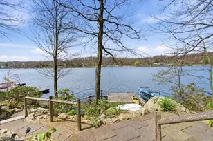 1193 Lakeside Dr E, Vernon, NJ 07422 - Photo 20
