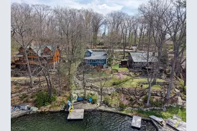 1193 Lakeside Dr E, Vernon, NJ 07422 - Photo 32