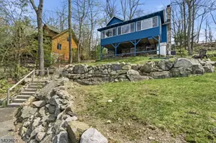 1193 Lakeside Dr E, Vernon, NJ 07422 - Photo 4