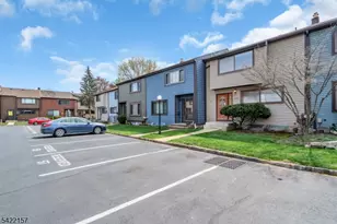 457 Brookside Ln, Hillsborough Township, NJ 08844 - Photo 6