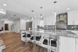 86 Crescent Ave, Passaic, NJ 07055 - Photo 14