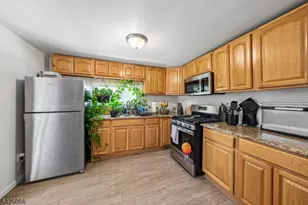 416 Frankfort St, Orange, NJ 07050 - Photo 10