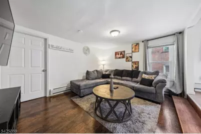 416 Frankfort St, Orange, NJ 07050 - Photo 4