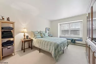 7 Valen Ct, Franklin Lakes, NJ 07417 - Photo 16