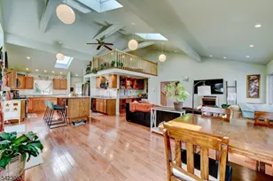 11 Mt Crest Rd, Jefferson Township, NJ 07438 - Photo 12