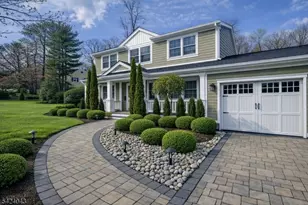 32 Virginia Rd, Montville Township, NJ 07045 - Photo 2