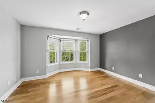 21 Lear Ct, East Brunswick Township, NJ 08816 - Photo 14