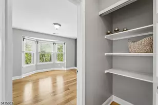 21 Lear Ct, East Brunswick Township, NJ 08816 - Photo 12